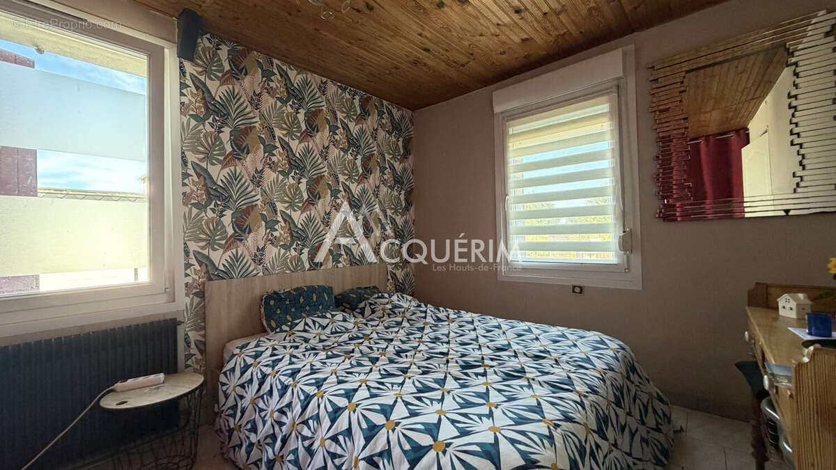 Maison 130 m² à Carvin  - photo 7