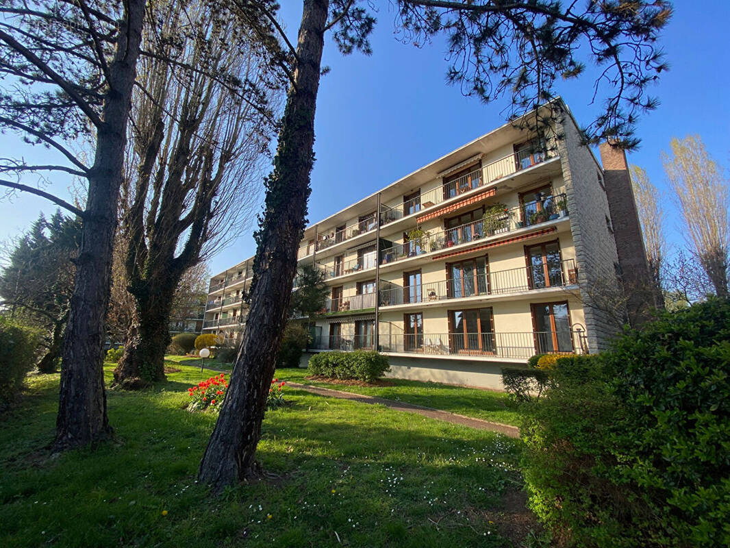 Appartement à SOISY-SOUS-MONTMORENCY