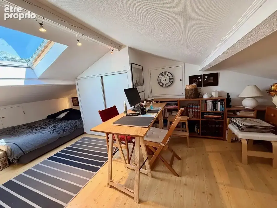Contemporaine de 163 m² avec piscine sur 2195 m² de terrain - photo 19