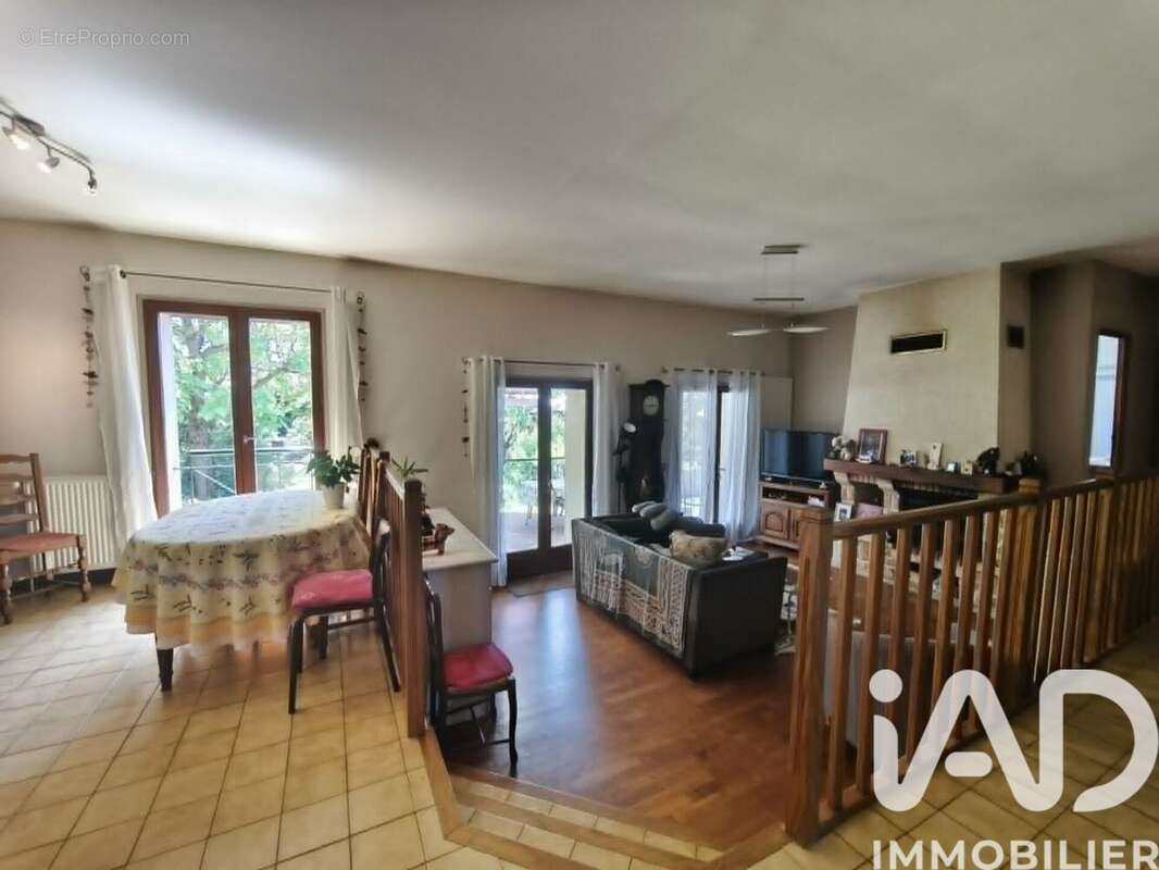 Photo 6 - Maison à SERMAISES