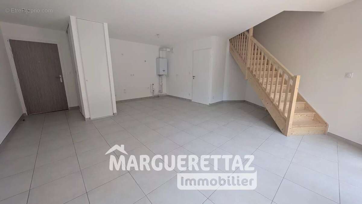 Appartement à SAINT-PIERRE-EN-FAUCIGNY