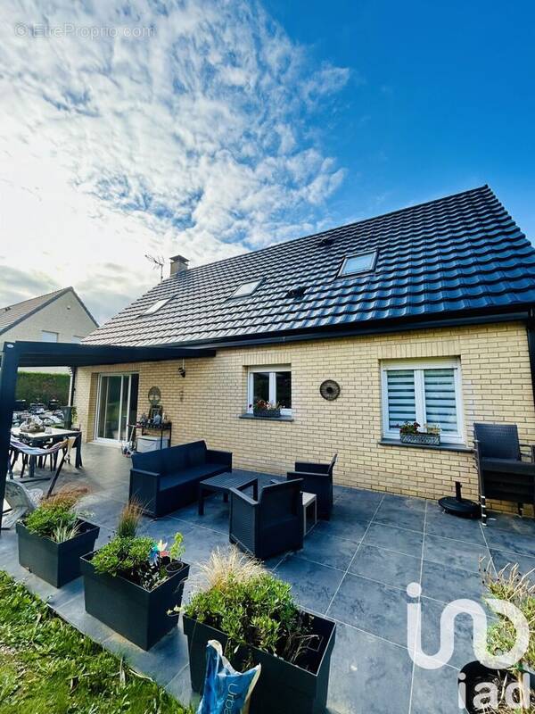 Photo 1 - Maison à LAPUGNOY