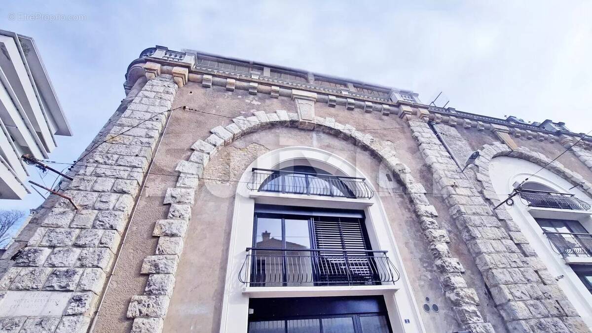 Appartement à AIX-LES-BAINS