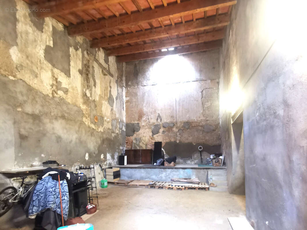 Maison à VILLEMOLAQUE