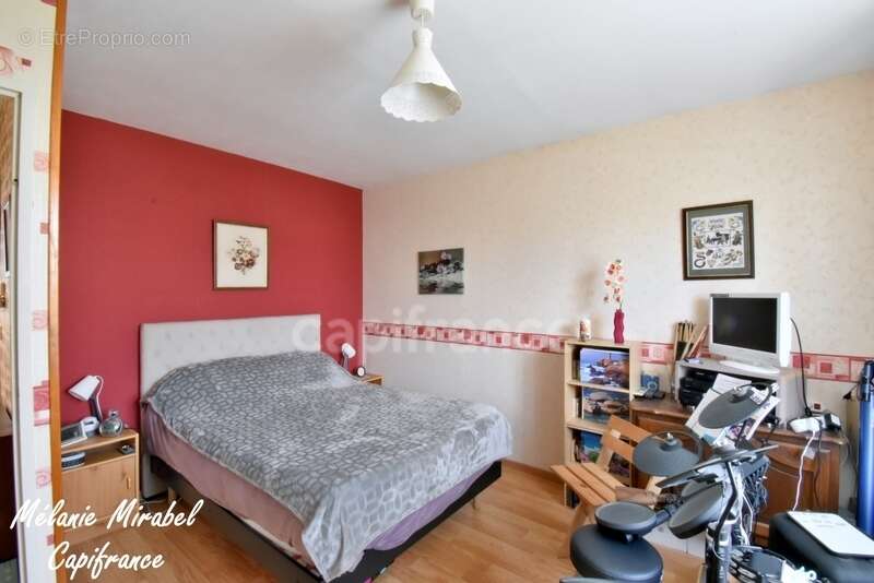 Maison à ANGERVILLE-LA-CAMPAGNE