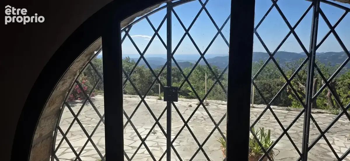 Spéracèdes : Villa avec vue mer panoramique et permis de construire accordé pour une extension d'exception - photo 10