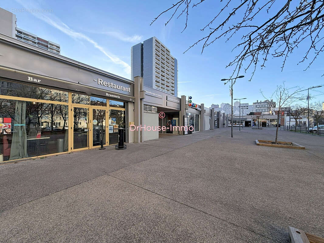 Commerce à SAINT-ETIENNE
