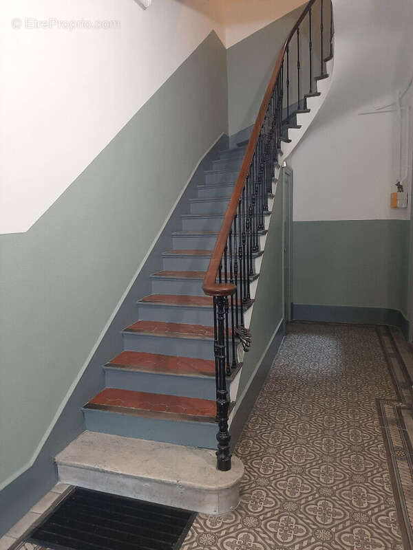 Appartement à MARSEILLE-5E