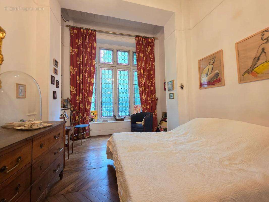 Appartement à GRUCHET-LE-VALASSE