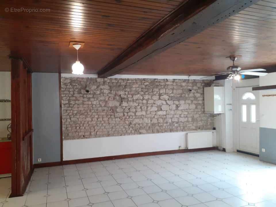 Appartement à SAINT-FLORENTIN