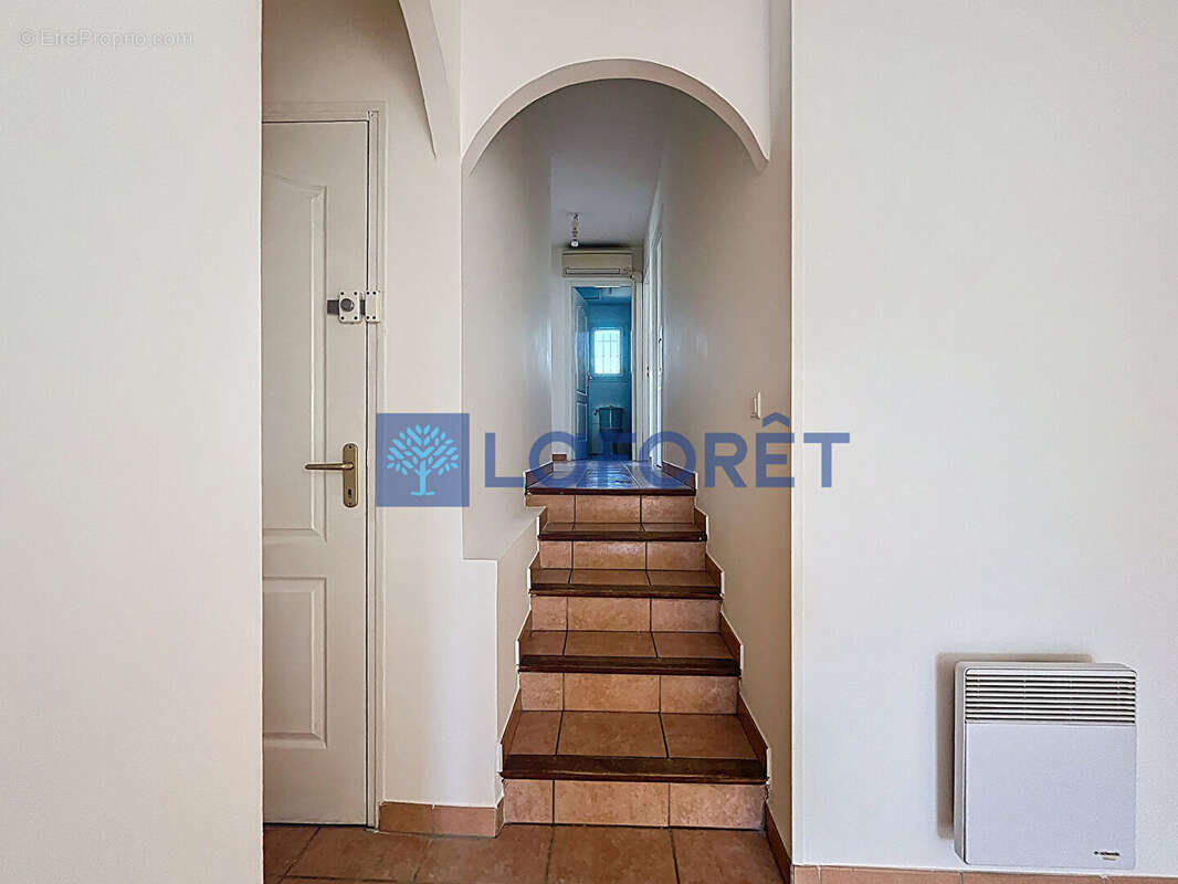 Maison à SIX-FOURS-LES-PLAGES