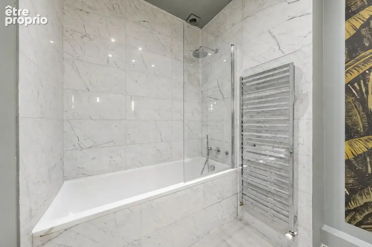 Appartement traversant calme et lumineux PARIS 1er — MARCHÉ SAINT-HONORÉ / PLACE VENDÔME - photo 12