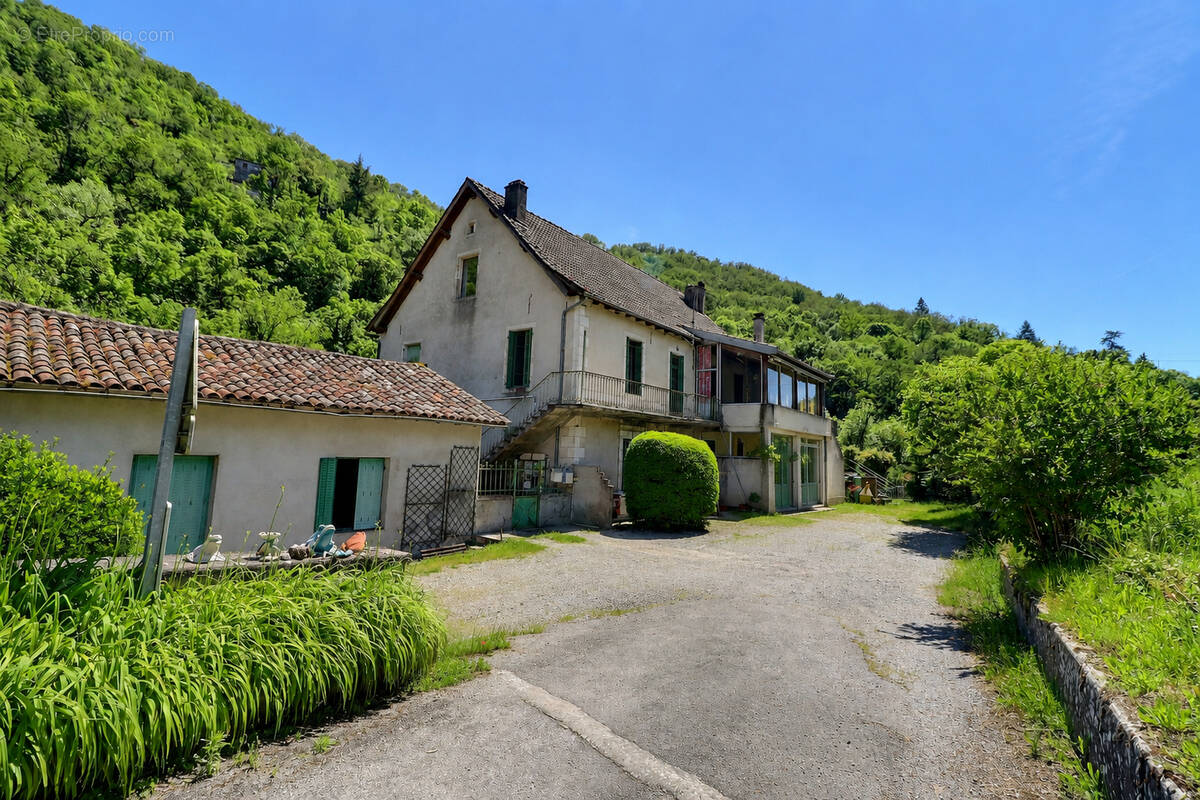 Maison à VILLEFRANCHE-DE-ROUERGUE