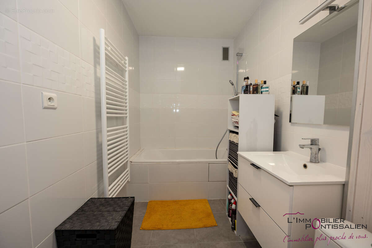 Pontarlier - appartement t2 - balcon - ascenseur - photo 10