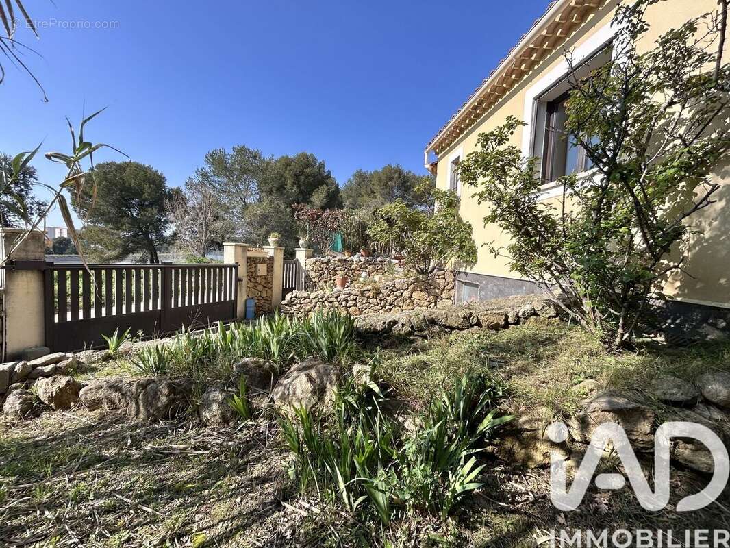 Photo 5 - Maison à SALON-DE-PROVENCE