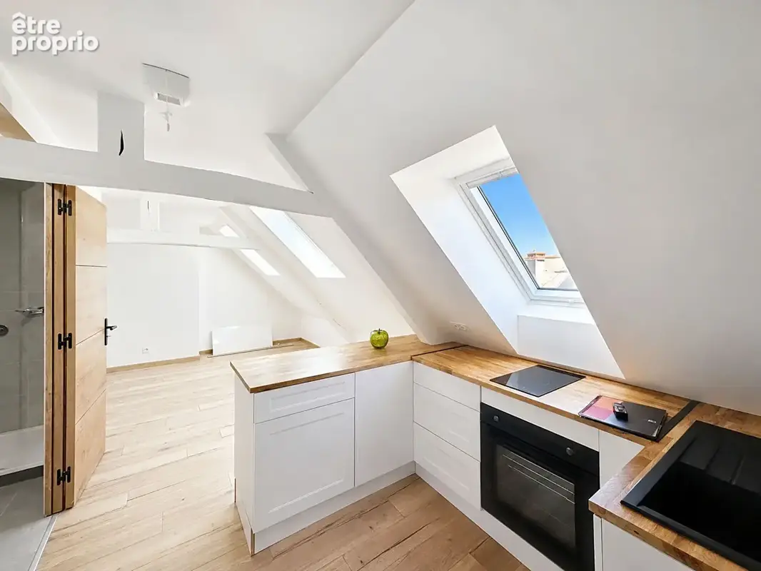 COURSEULLES SUR MER - proche centre ville et plage - appartement F2 - photo 12