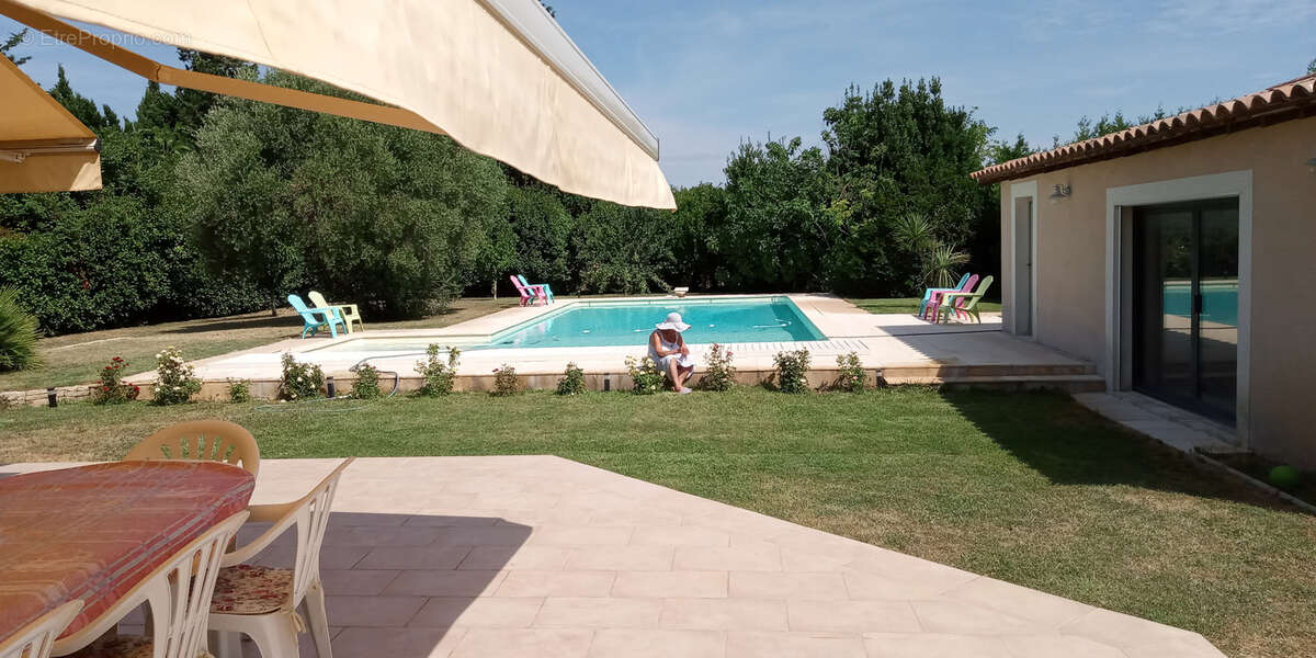 Maison à SAINT-ETIENNE-DU-GRES