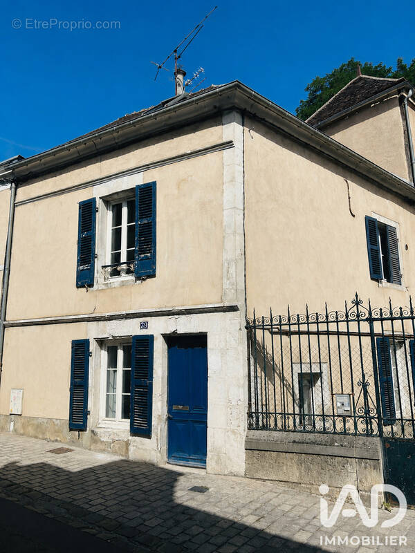Photo 1 - Maison à AUXERRE