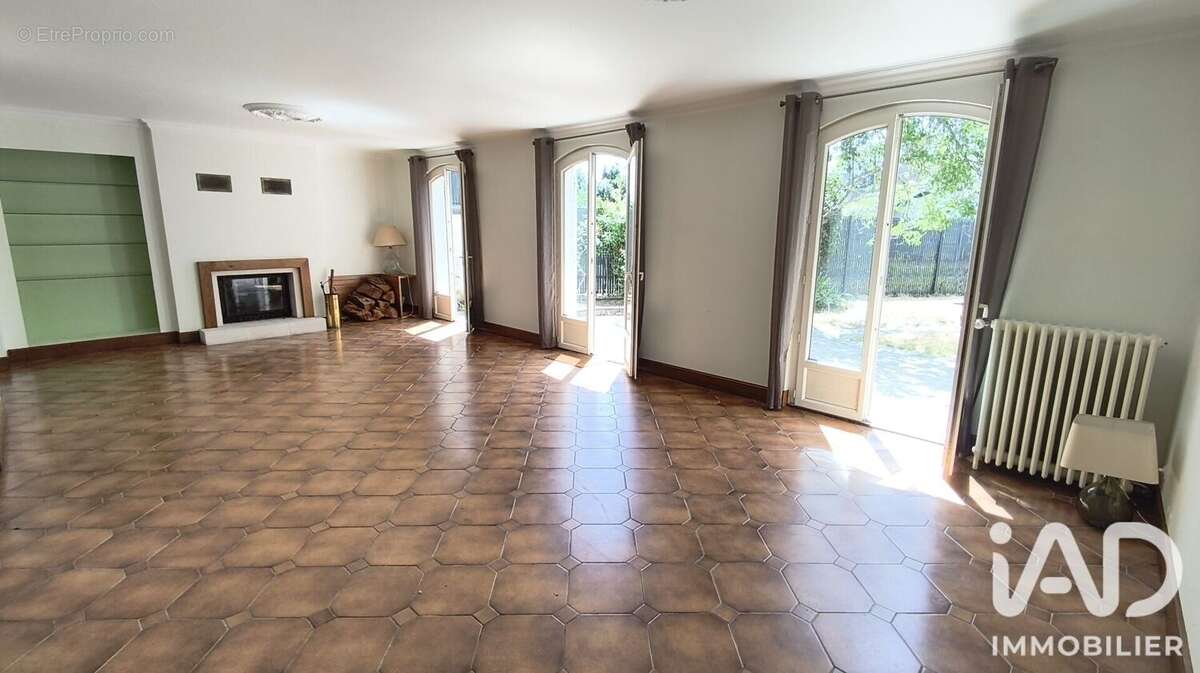 Maison 200 m² à Chateauroux  - photo 2