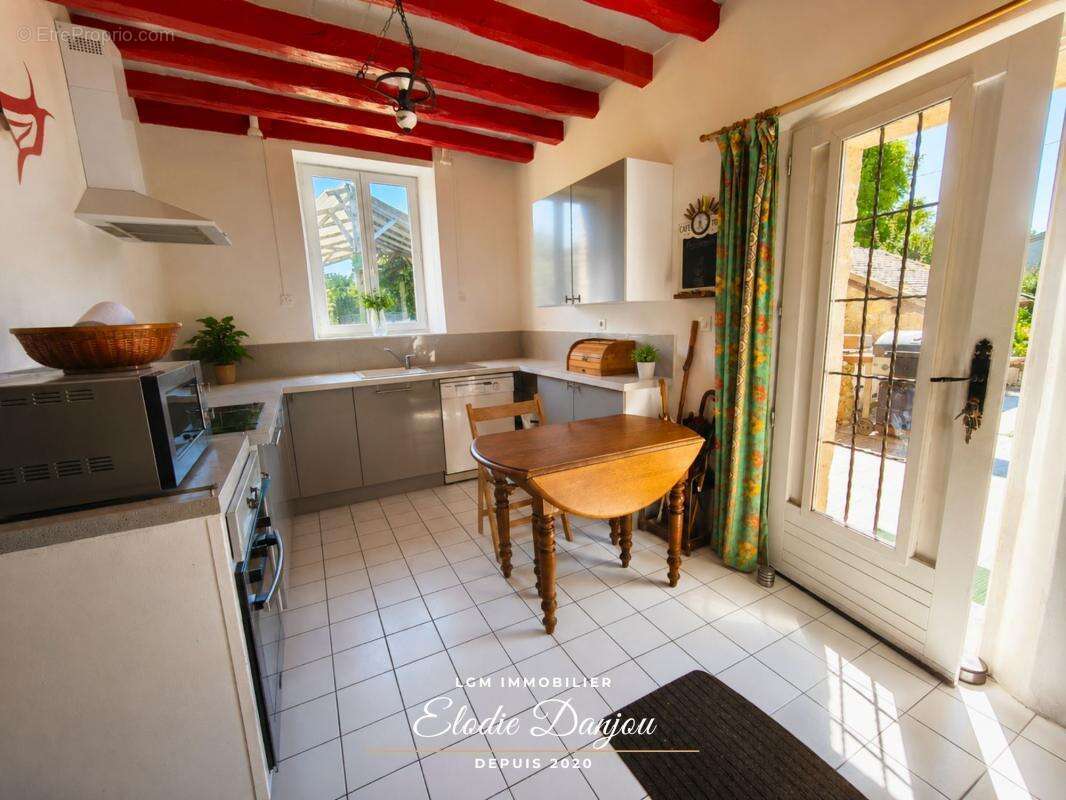 Grande propriété rénovée avec dépendances, grange et jardin à 15 min de Vendôme - photo 5