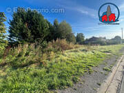 Terrain à VIGNACOURT