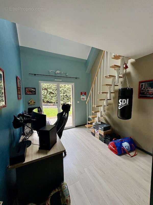 Maison à CHATEAUFORT