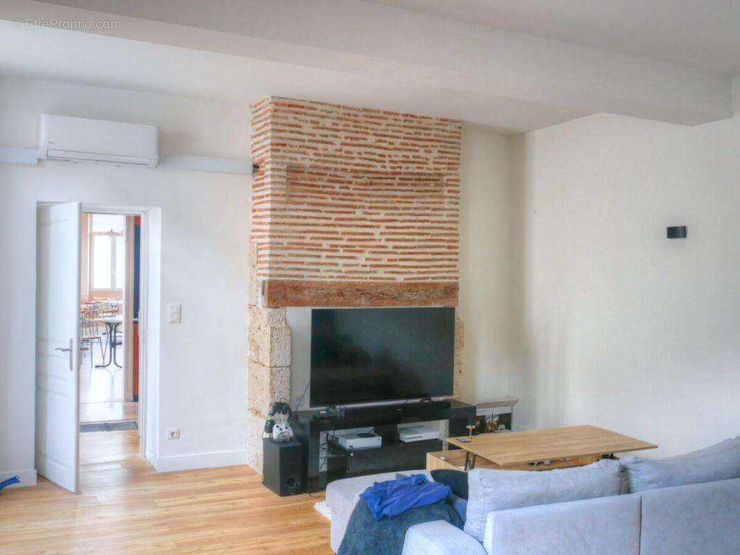 Commerce à BARBASTE