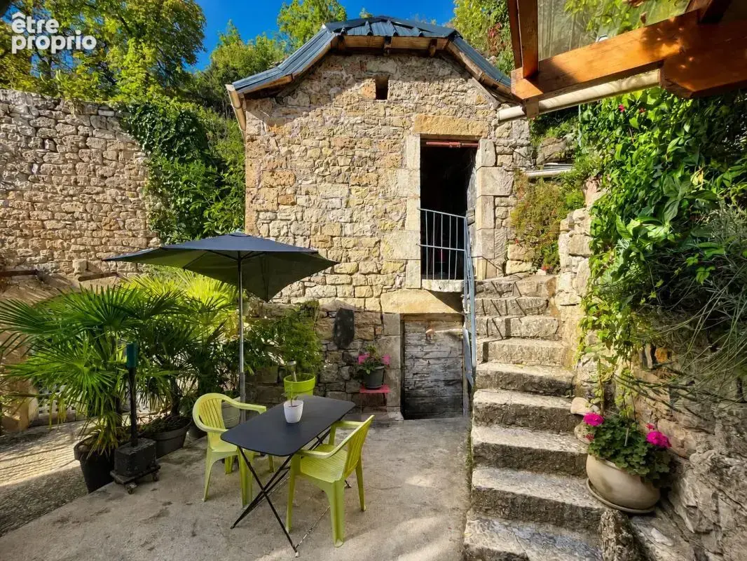 Ensemble immobilier de caractère à Salles-la-Source - photo 2