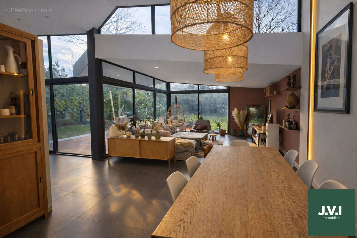 Maison à MONTMORENCY