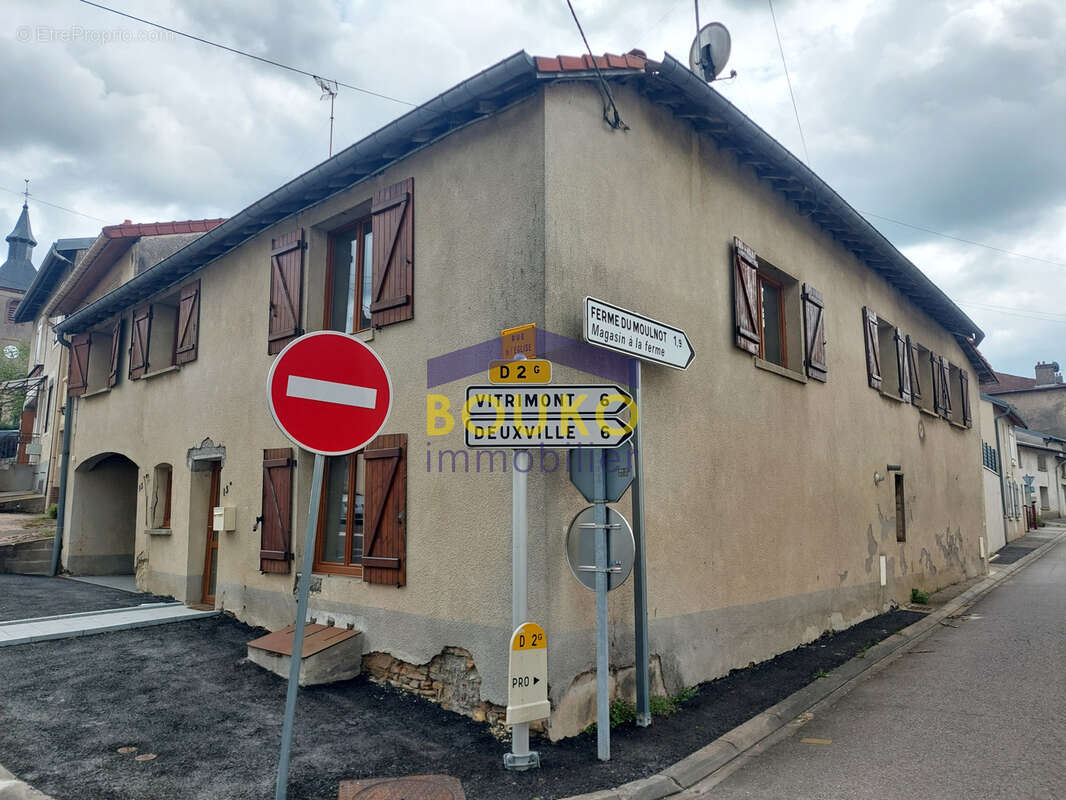 Maison à CREVIC