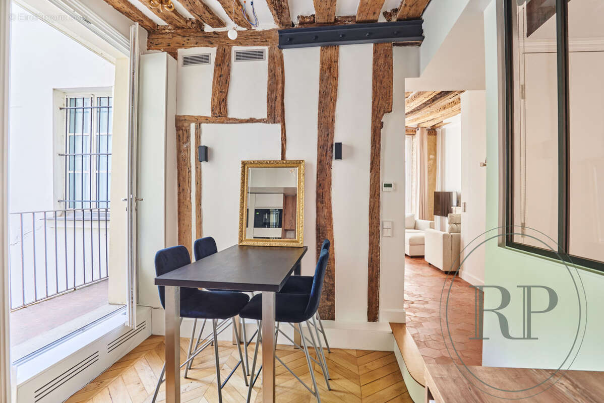 Appartement à PARIS-6E