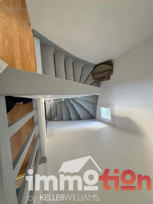 Maison à SAINT-QUENTIN-LA-MOTTE-CROIX-AU-BAILLY