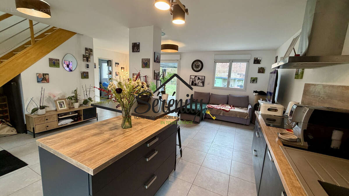 Maison à AVESNES-LE-SEC