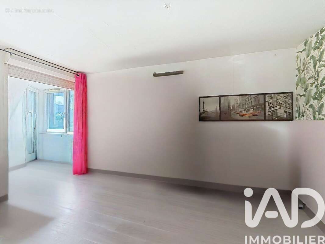 Photo 7 - Appartement à VILLETANEUSE