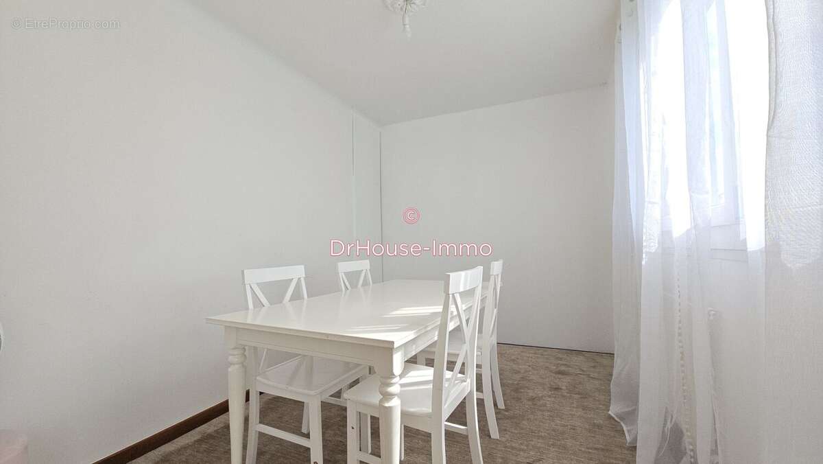 Appartement à MANTES-LA-VILLE