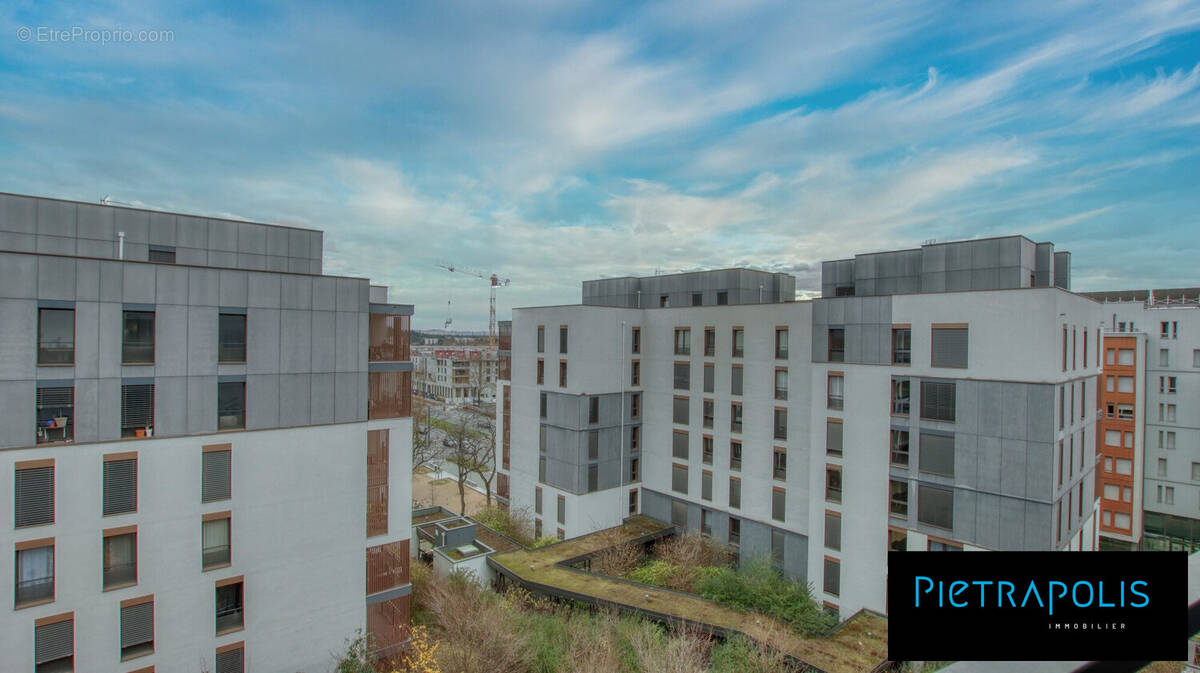 Appartement à LYON-8E