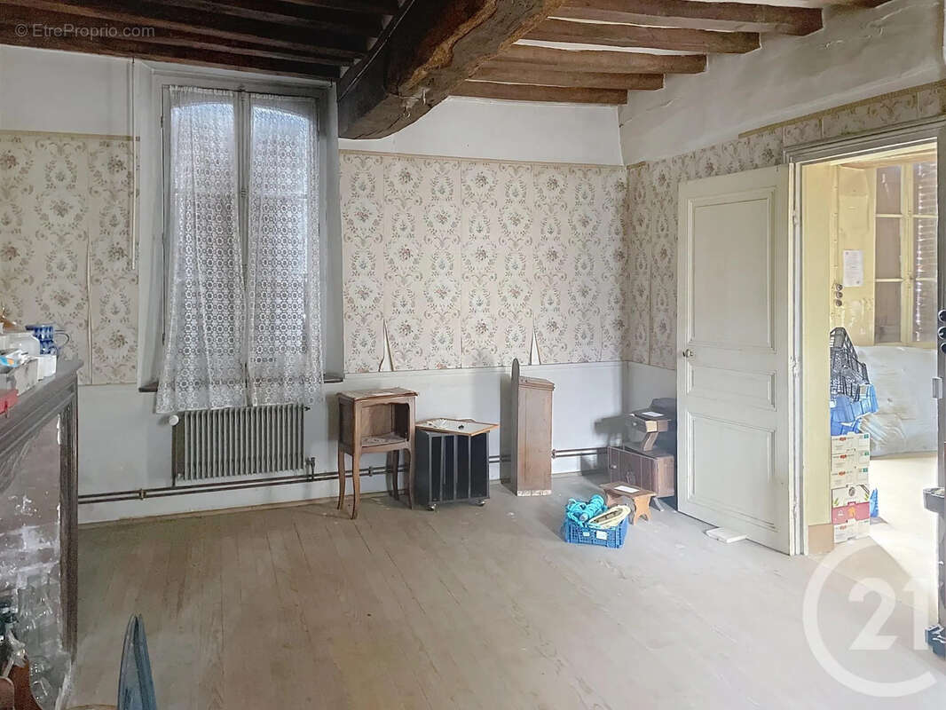 Maison à ERAGNY-SUR-EPTE