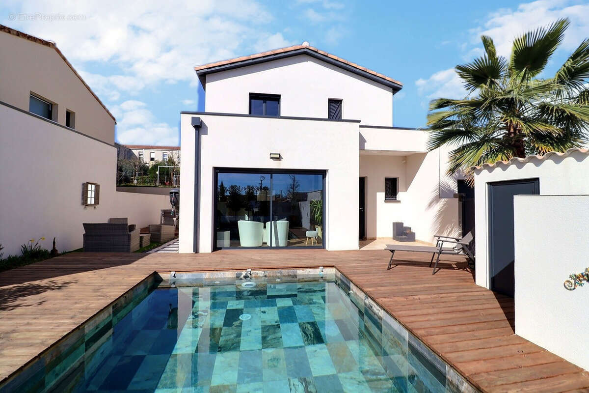 Maison à SAINT-ANDRE-DE-SANGONIS