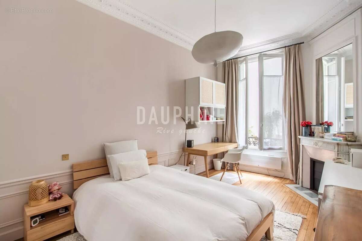 Appartement à PARIS-5E