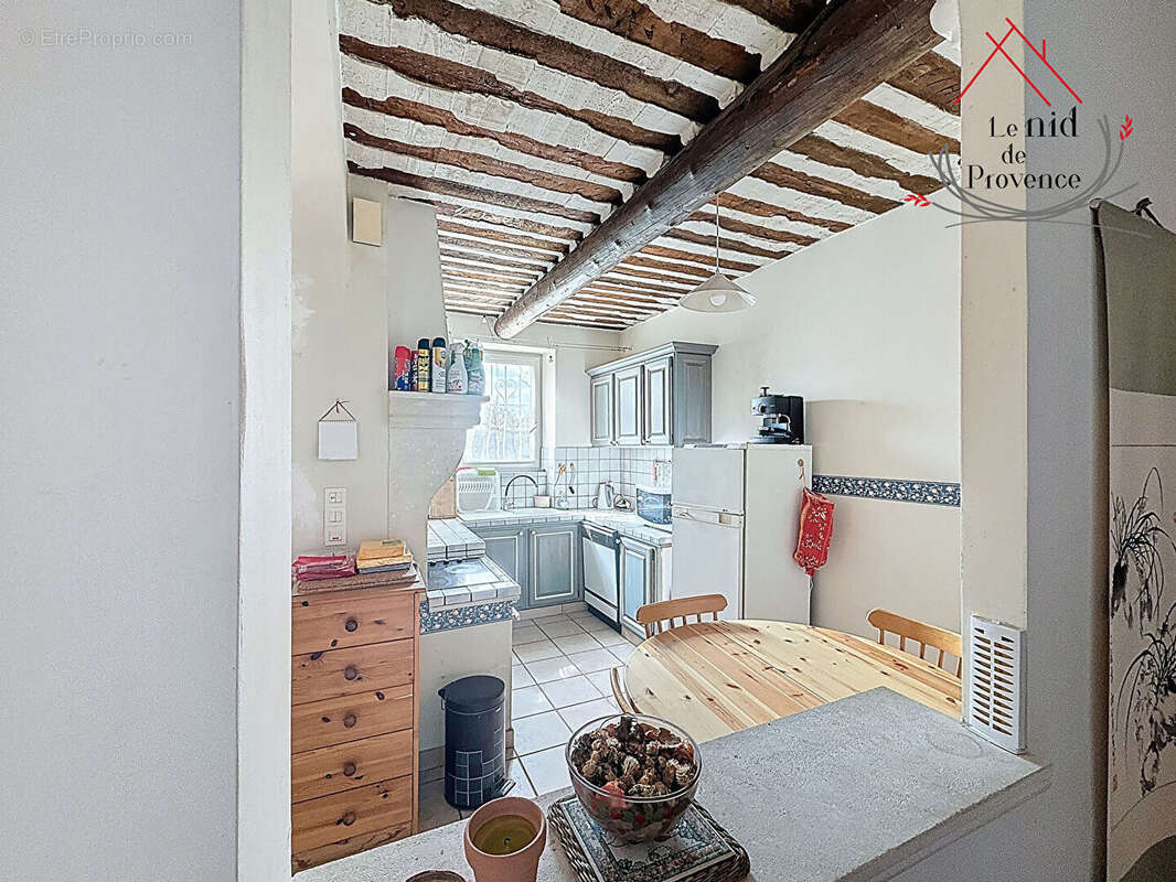 Maison à PERNES-LES-FONTAINES