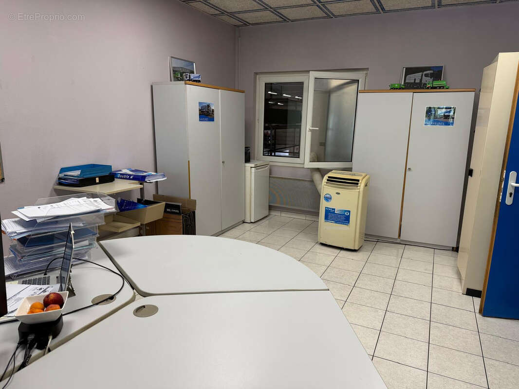 Vente ensemble immobilier industriel de 3 660 m2, sur terrain de 21 181 m2 LURE - photo 19