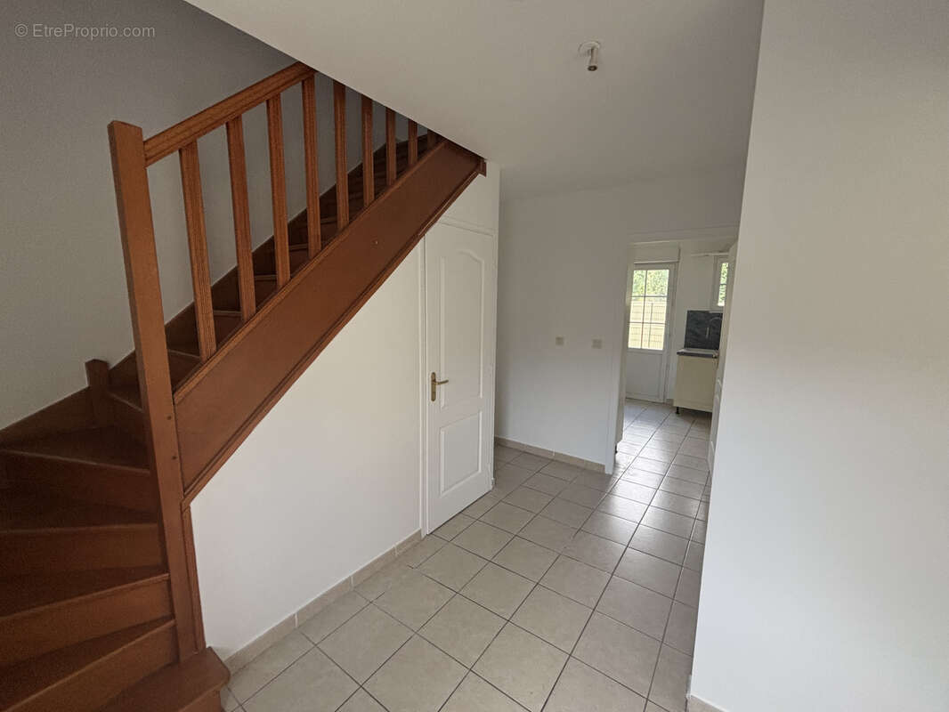 Maison à MORTEFONTAINE