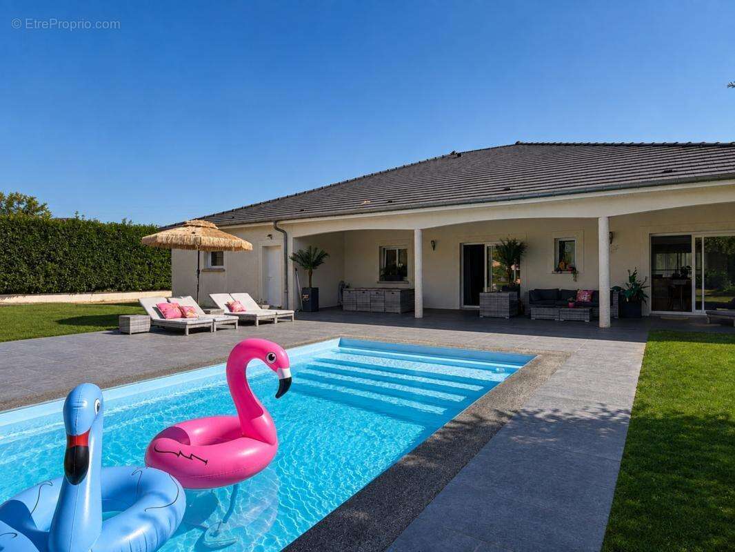 Villa sur parc arboré avec piscine - photo 3