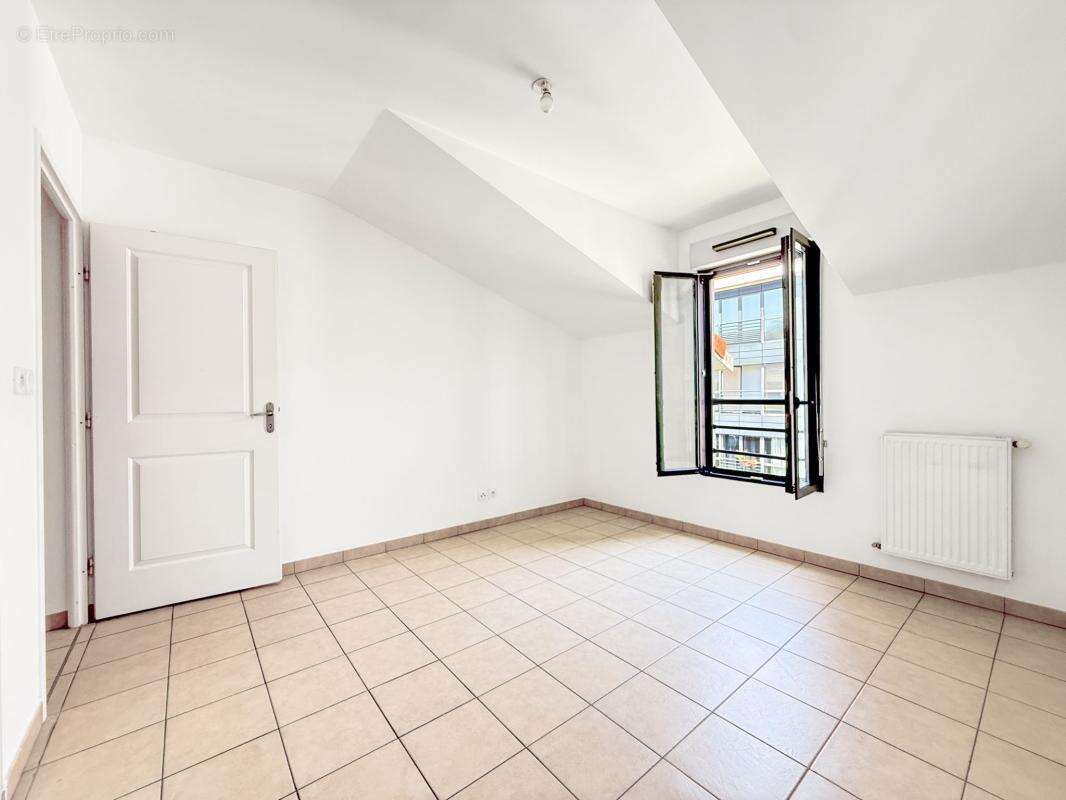 A vendre Nice Libération 3 pièces 55 m² dernier étage - photo 6