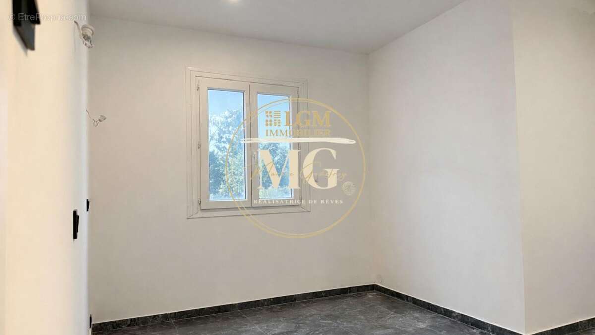 Maison à SAINT-CHRISTOL-LES-ALES