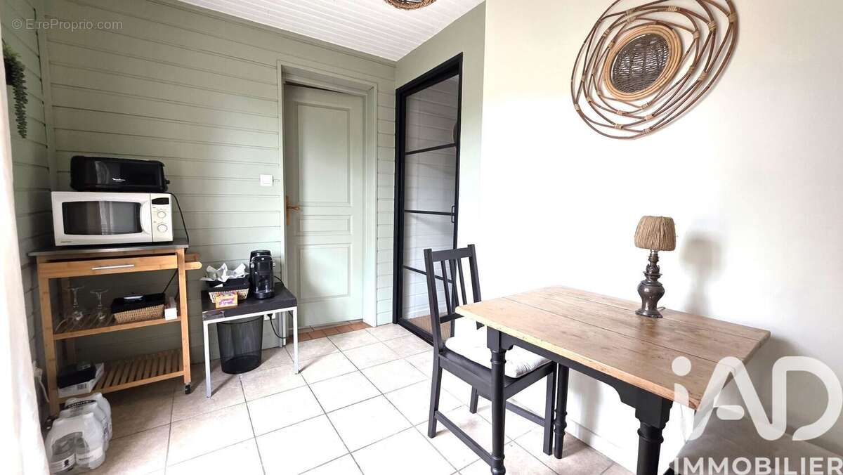 Maison 101 m² à Samonac  - photo 3