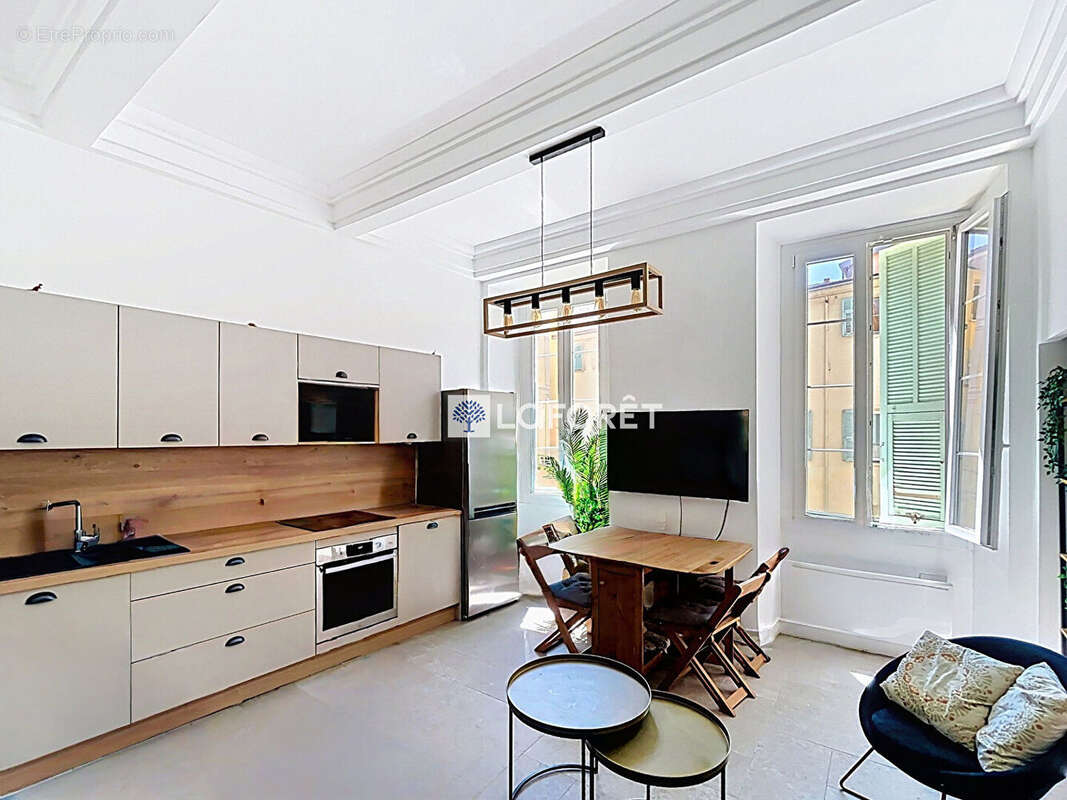 Appartement à MENTON