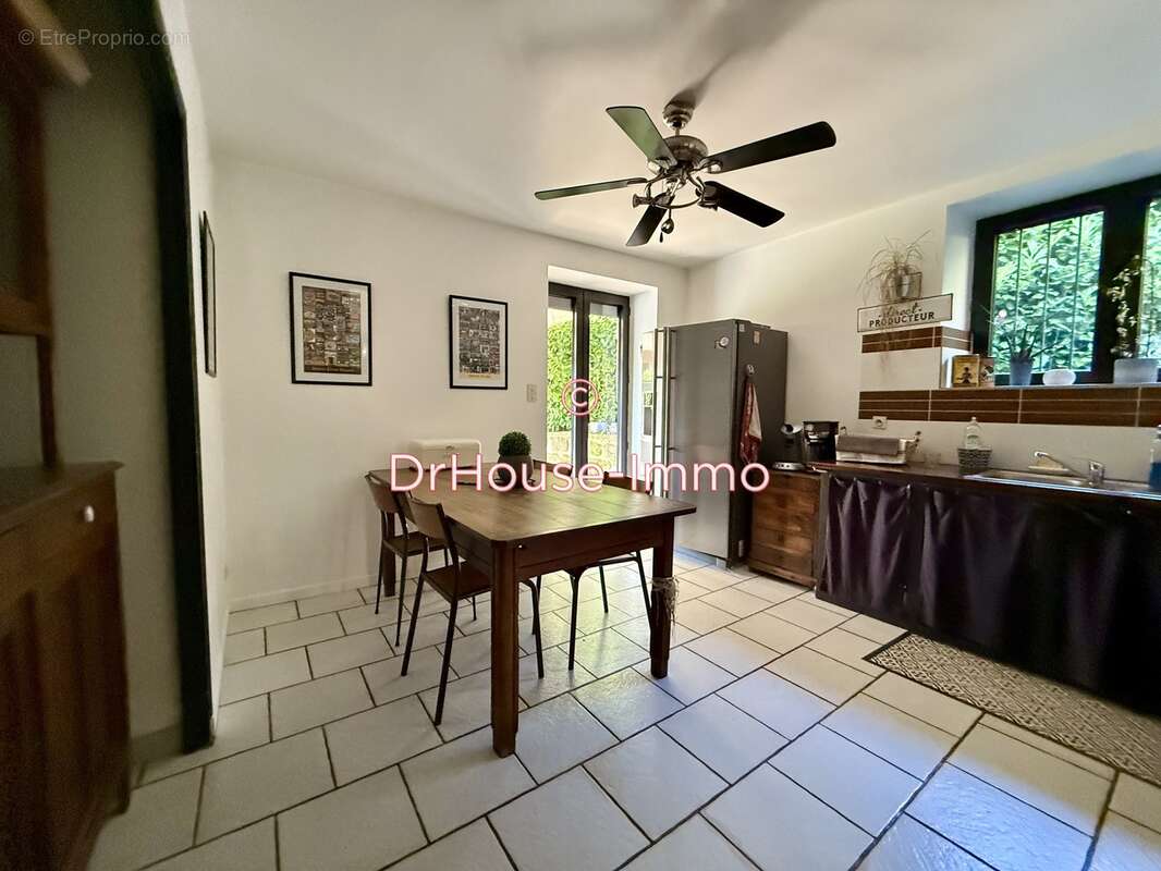 Maison à SAINT-CYPRIEN