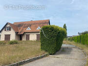 Maison à SAINT-DENIS-DE-L&#039;HOTEL