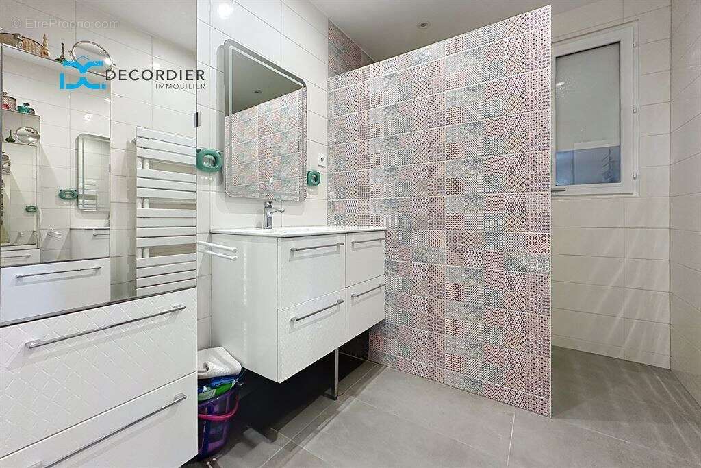 Maison individuelle a vendre a neuvecelle - photo 14